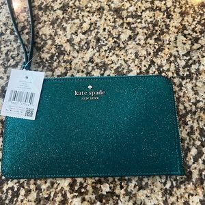 Kate spade wristlet NWT